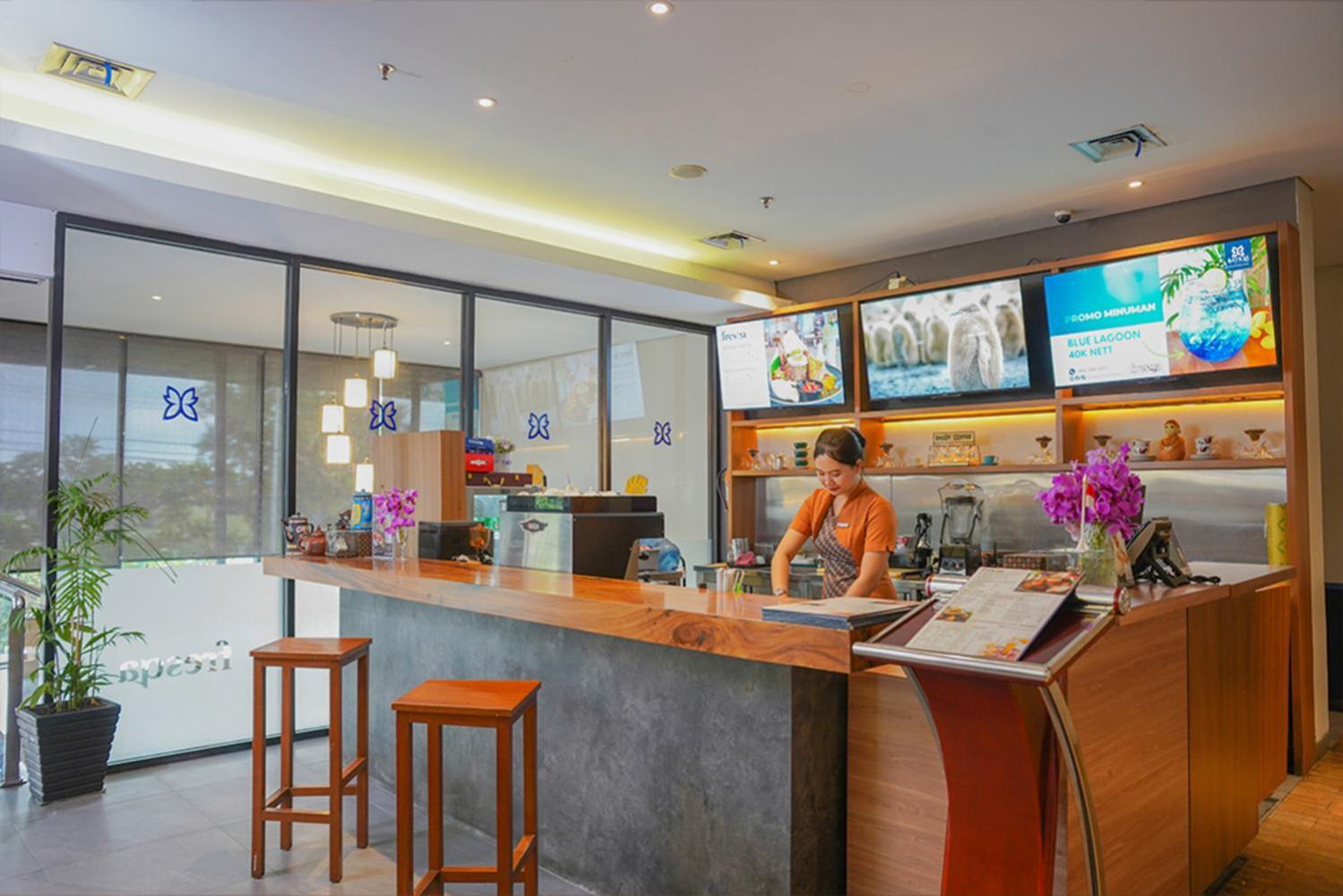 Batiqa Hotel Palembang Buitenkant foto
