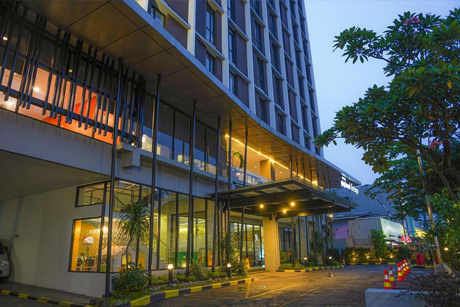Batiqa Hotel Palembang Buitenkant foto